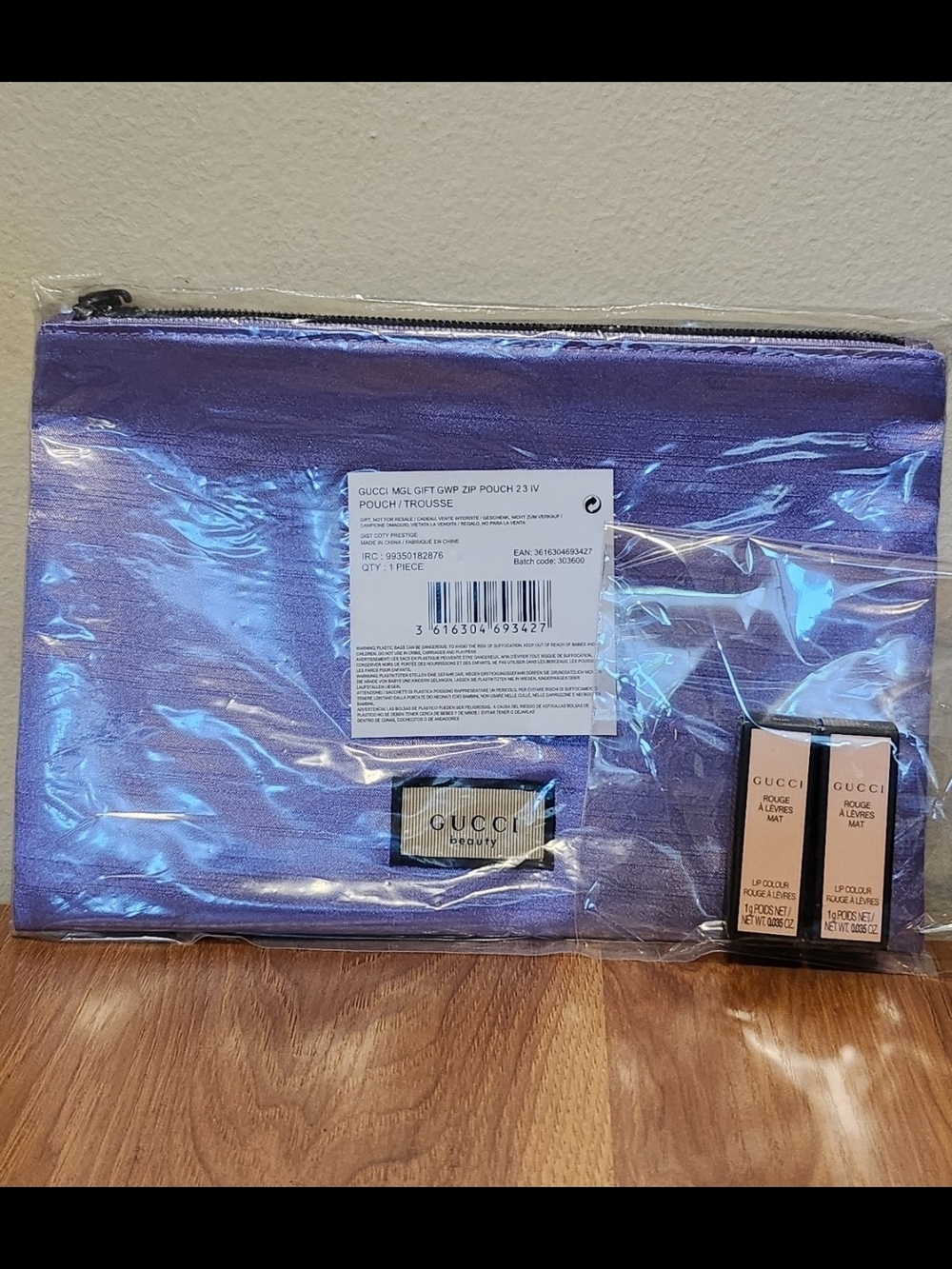 Gucci Iridescent Purple Metallic Zip Pouch w/ 2 Gucci Lipsticks